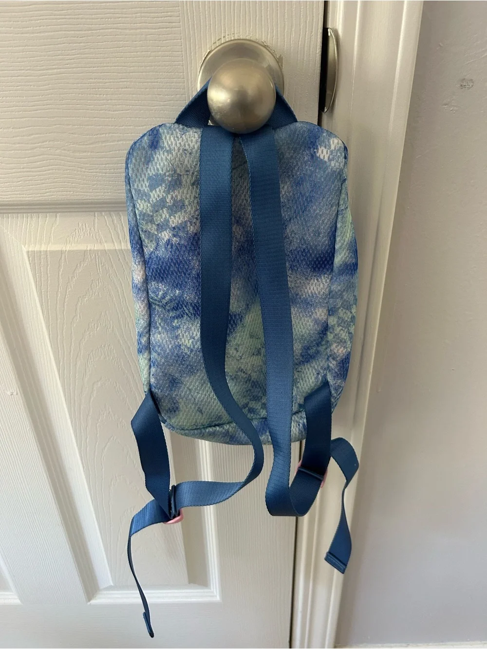 Ivivva Girls Blue Tie-Dye Mini Backpack with Pink Zipper